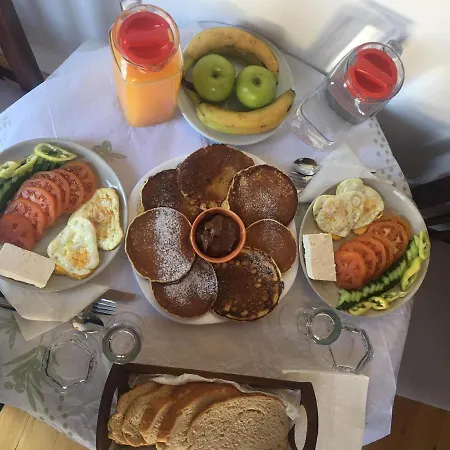 Bed & Breakfast Riverside *